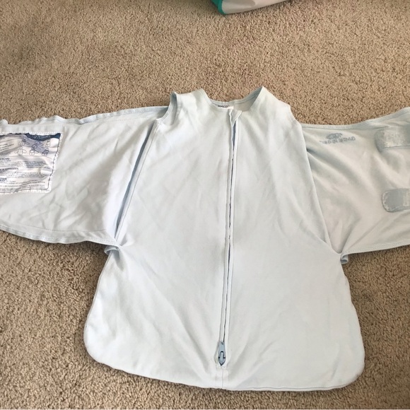 Halo SleepSack Swaddle Birth to 3 Months.
Janie and Jack set Birth to 3 Months. - Picture 2 of 11